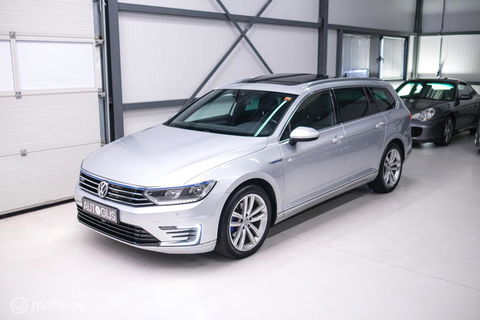 Volkswagen Passat Variant 1.4 TSI GTE Highline | Virtual cockpit | Panoramadak | Trekhaak | Leder | Dynaudio | NL auto NAP | rijklaarprijs |