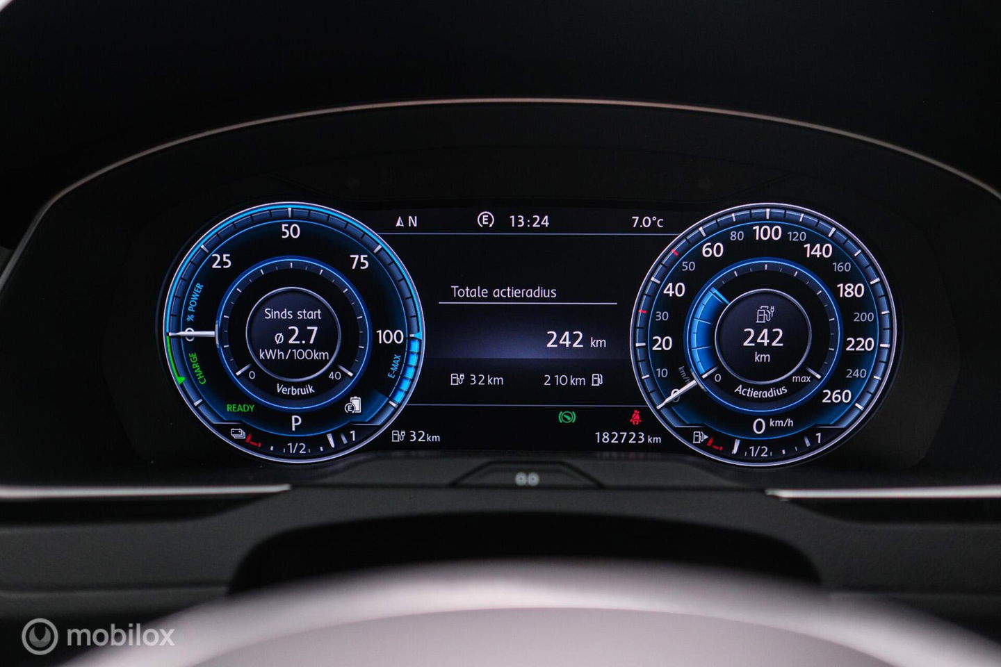 Volkswagen Passat Variant 1.4 TSI GTE Highline | Virtual cockpit | Panoramadak | Trekhaak | Leder | Dynaudio | NL auto NAP | rijklaarprijs |