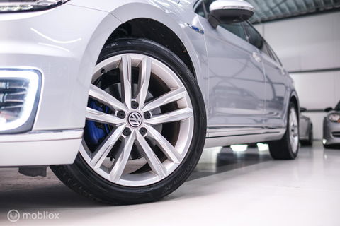 Volkswagen Passat Variant 1.4 TSI GTE Highline | Virtual cockpit | Panoramadak | Trekhaak | Leder | Dynaudio | NL auto NAP | rijklaarprijs |