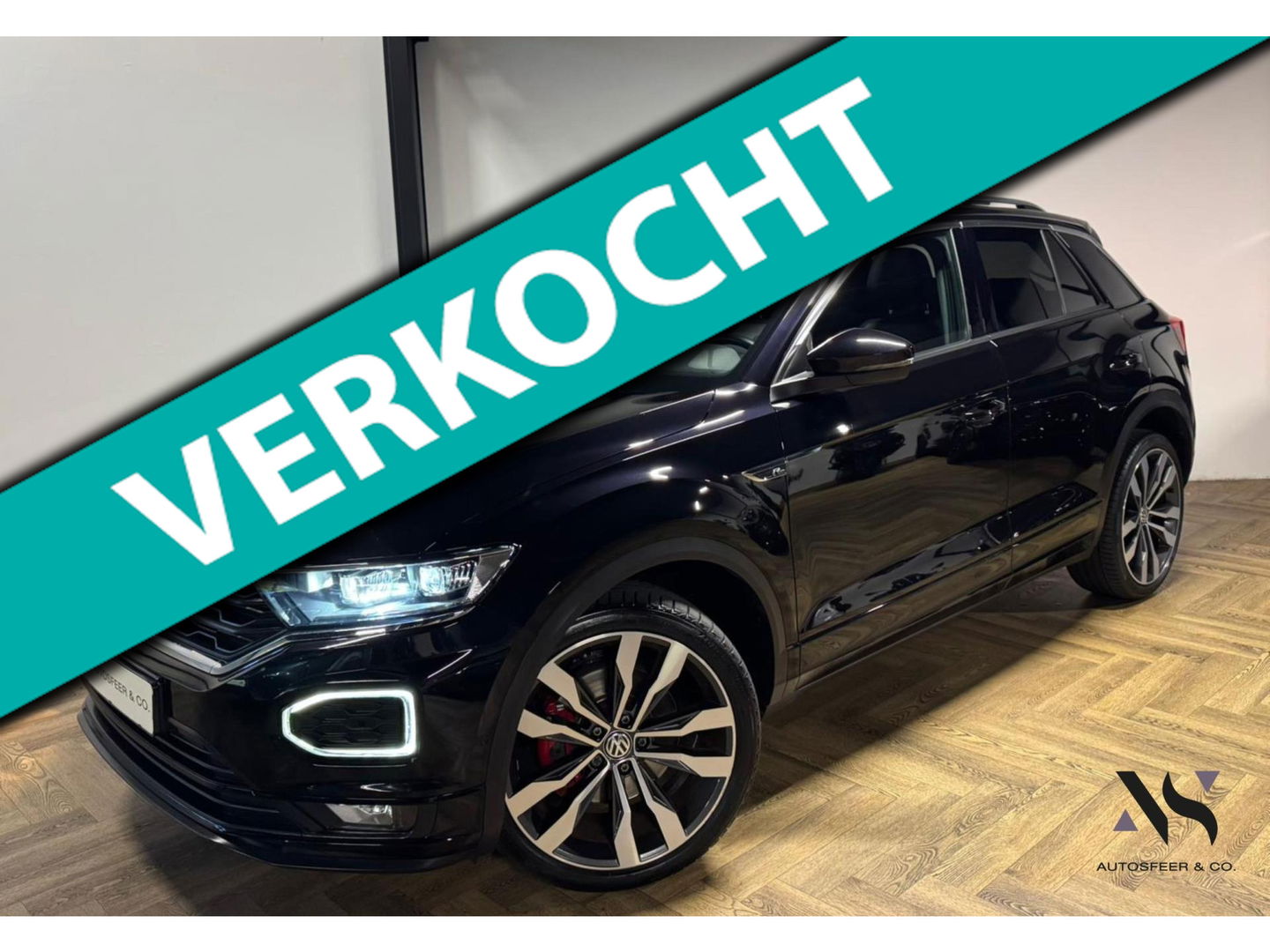 Volkswagen T-Roc 1.5 TSI Sport Business R-line PANO KEYLESS