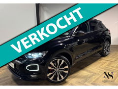 Volkswagen T-Roc 1.5 TSI Sport Business R-line PANO KEYLESS