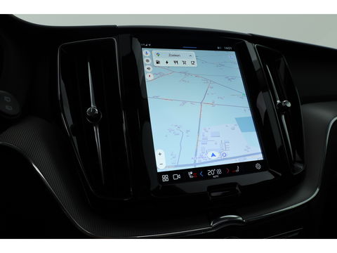Volvo XC60 T8 Plug-in Hybrid Plus Dark | Pano | ACC | Blis | Elek. trekhaak | H&K | Elek. stoel+mem. | Stuur- & 4x stoelverw. |