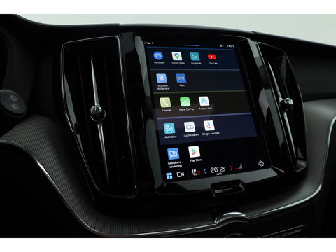 Volvo XC60 T8 Plug-in Hybrid Plus Dark | Pano | ACC | Blis | Elek. trekhaak | H&K | Elek. stoel+mem. | Stuur- & 4x stoelverw. |