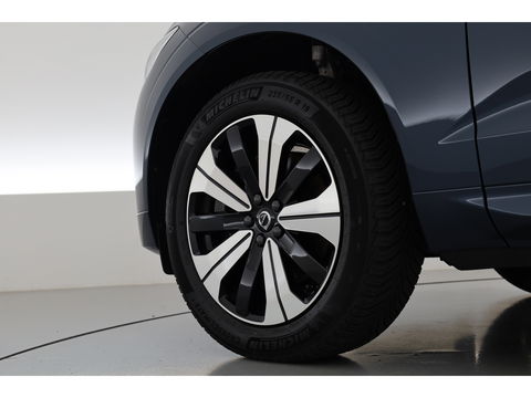 Volvo XC60 T8 Plug-in Hybrid Plus Dark | Pano | ACC | Blis | Elek. trekhaak | H&K | Elek. stoel+mem. | Stuur- & 4x stoelverw. |