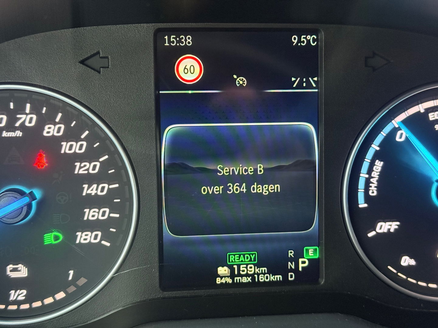 Mercedes-Benz eSprinter 314 RWD AC+DC Snelladen L2H2 New Model - 56 kWh - WLPT 181 km - LED