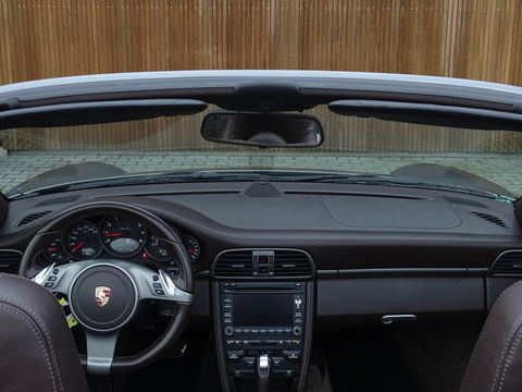 Porsche 911 Cabrio 3.6 Carrera 4 346PK PDK / PCM / LED