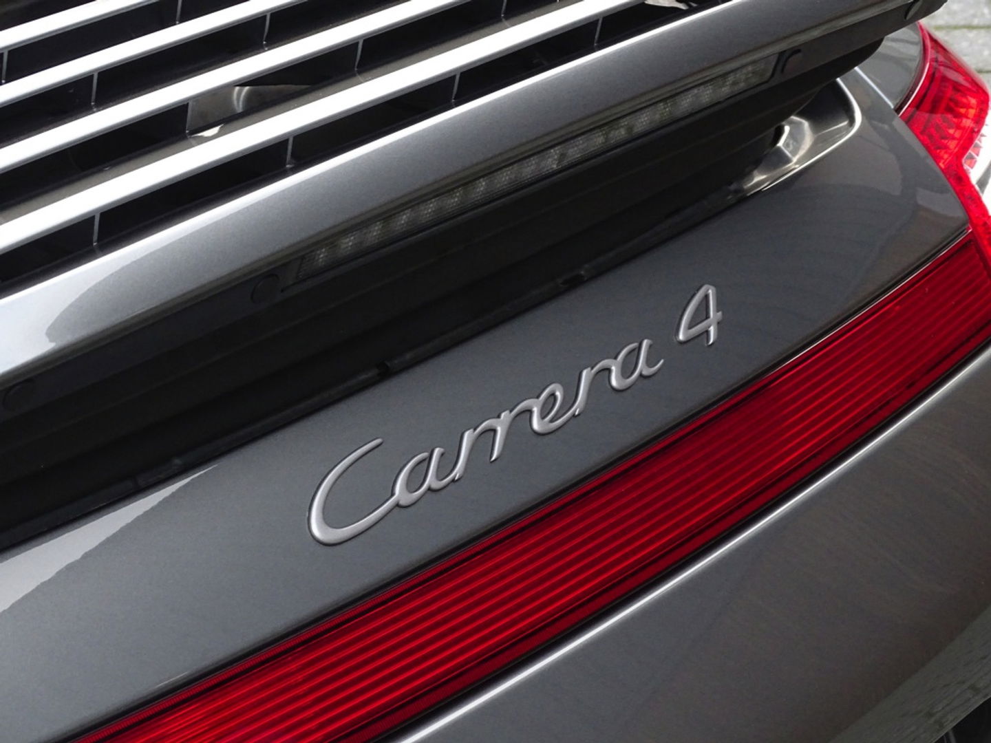 Porsche 911 Cabrio 3.6 Carrera 4 346PK PDK / PCM / LED