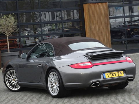 Porsche 911 Cabrio 3.6 Carrera 4 346PK PDK / PCM / LED
