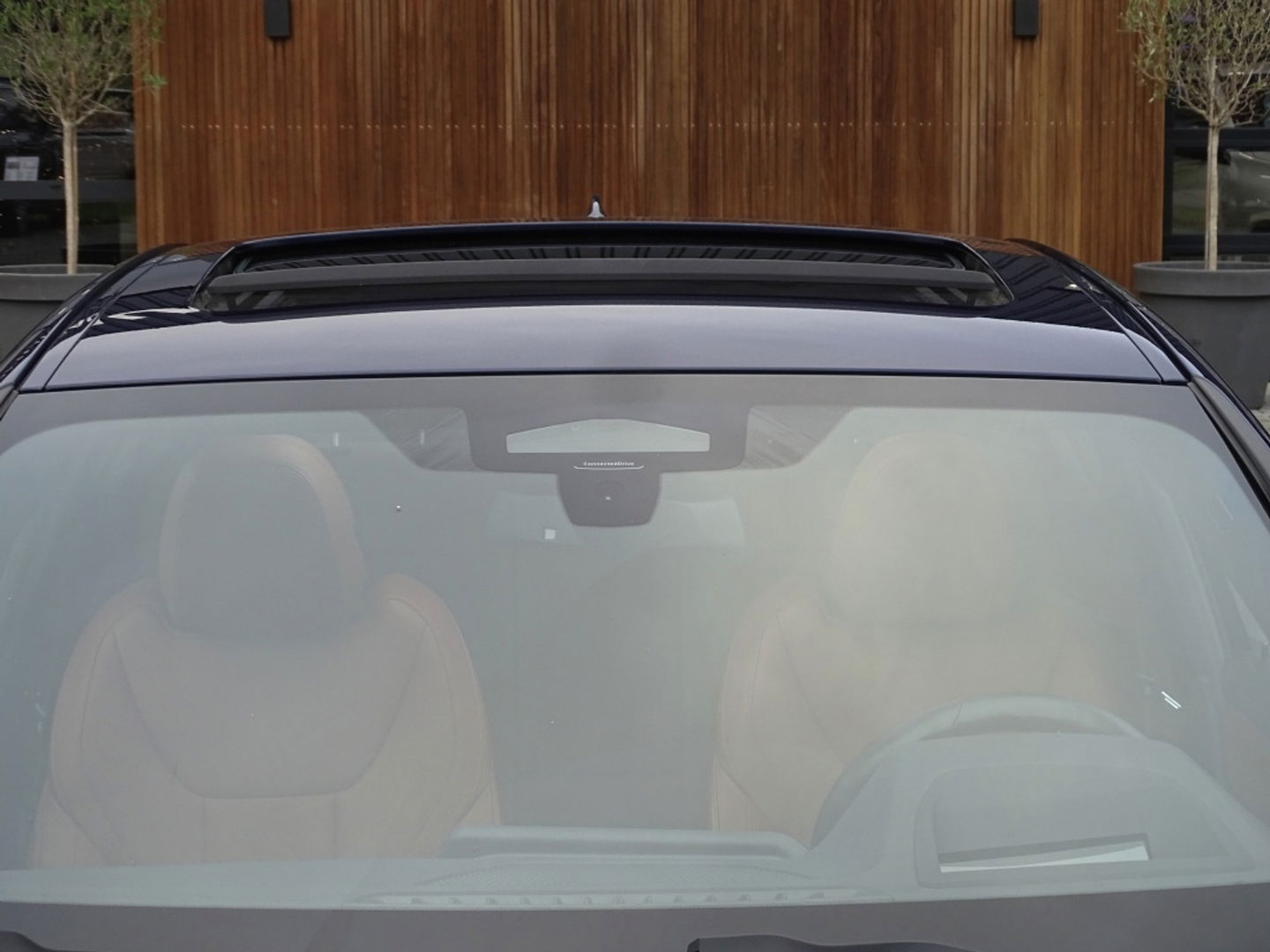 BMW 3-serie 330e 292PK / M-Sport / Individual / Laser / Harman Kardon