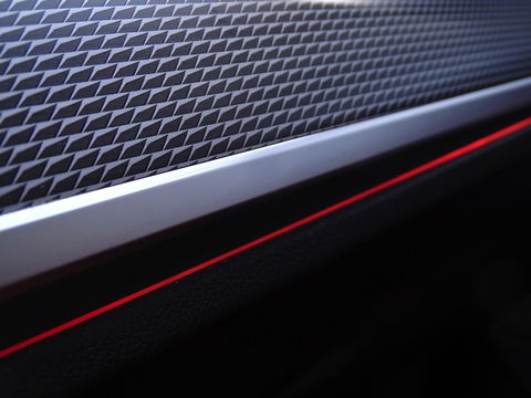 BMW 3-serie 330e 292PK / M-Sport / Individual / Laser / Harman Kardon