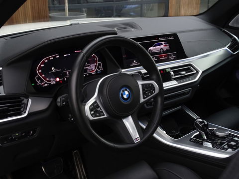BMW X5 45e 394PK X-drive M-Sport / B&W / Individual / Laser / Trekhaak