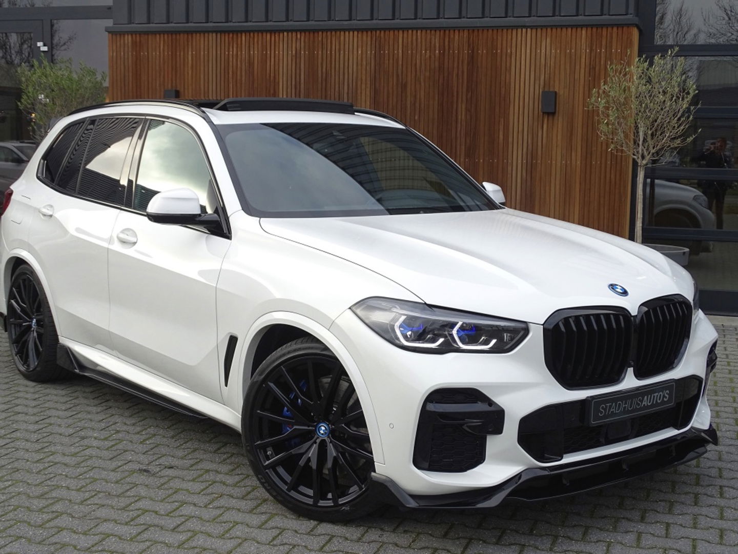 BMW X5 45e 394PK X-drive M-Sport / B&W / Individual / Laser / Trekhaak