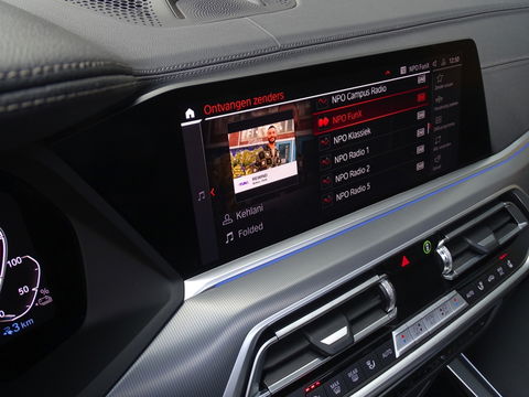 BMW X5 45e 394PK X-drive M-Sport / B&W / Individual / Laser / Trekhaak