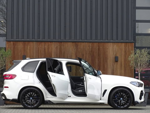 BMW X5 45e 394PK X-drive M-Sport / B&W / Individual / Laser / Trekhaak
