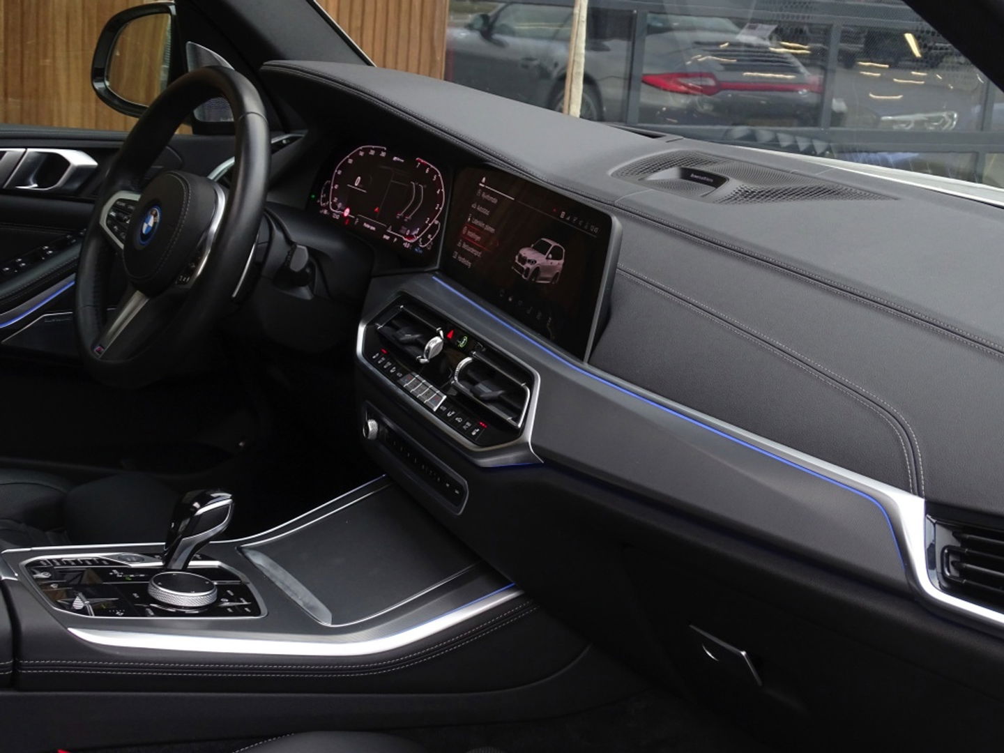 BMW X5 45e 394PK X-drive M-Sport / B&W / Individual / Laser / Trekhaak