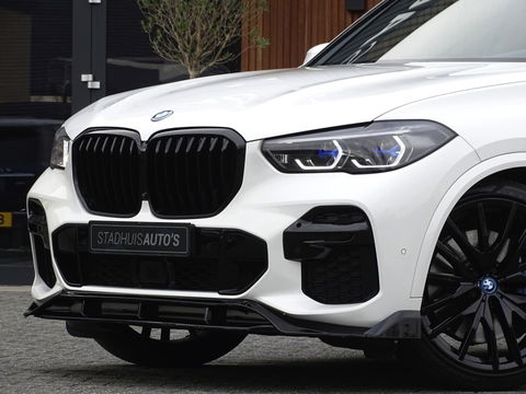 BMW X5 45e 394PK X-drive M-Sport / B&W / Individual / Laser / Trekhaak
