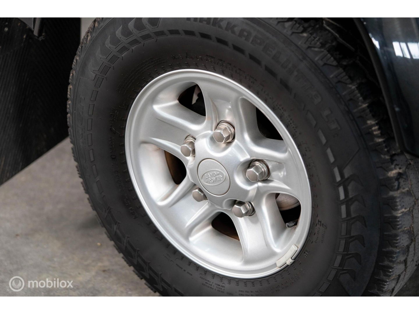 Land Rover Defender 90 SW geel kenteken