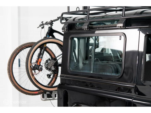 Land Rover Defender 90 SW geel kenteken