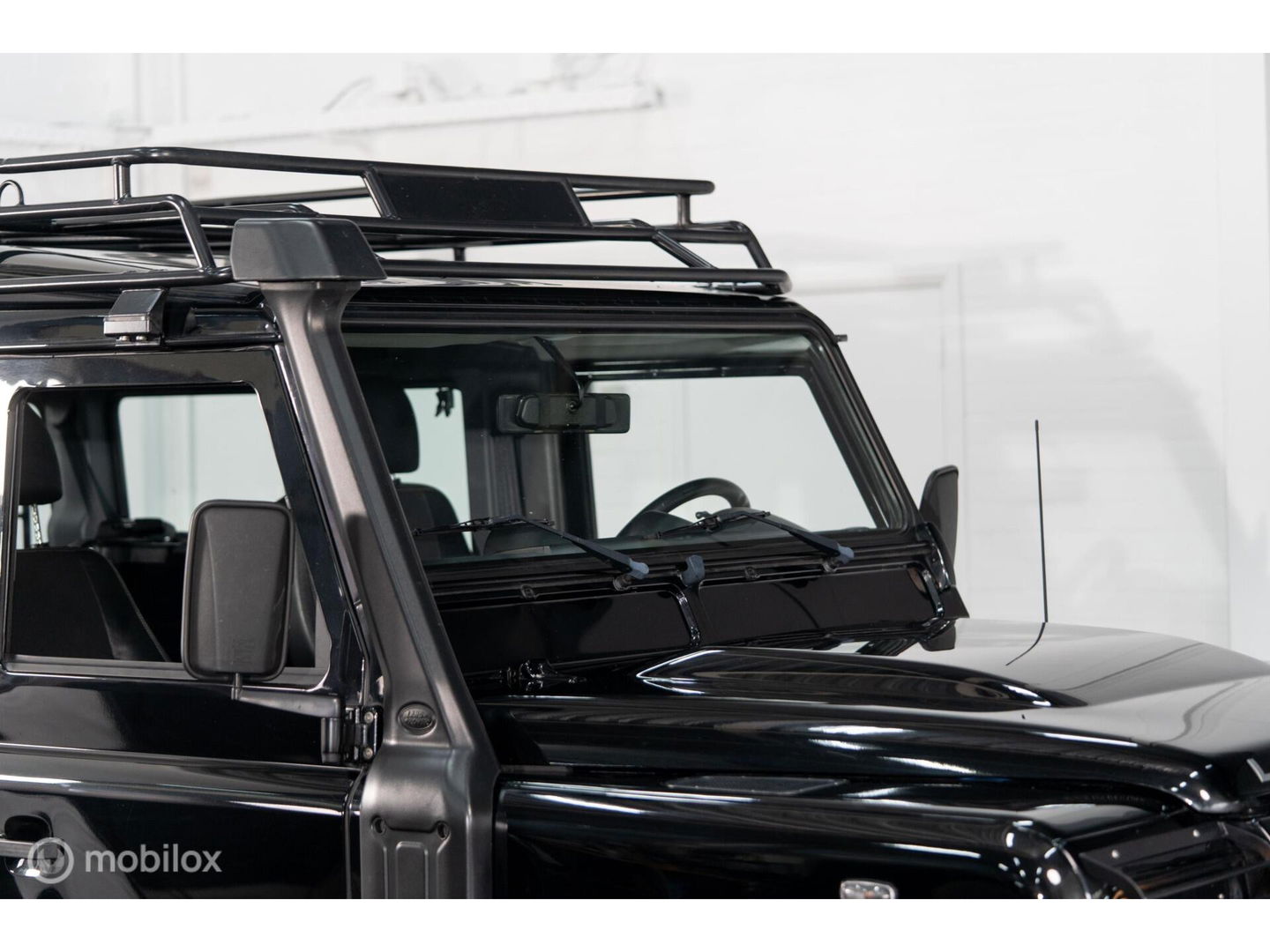 Land Rover Defender 90 SW geel kenteken