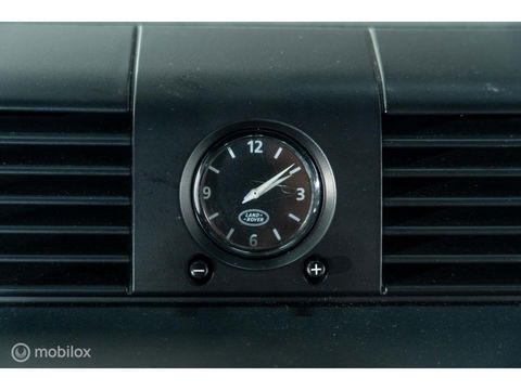 Land Rover Defender 90 SW geel kenteken