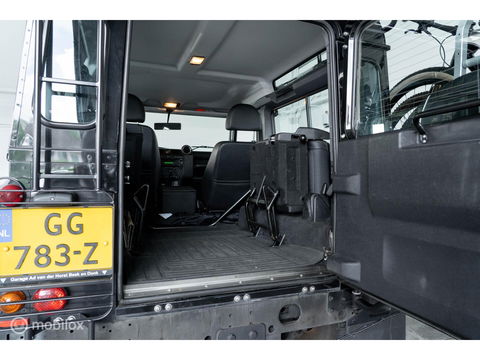 Land Rover Defender 90 SW geel kenteken