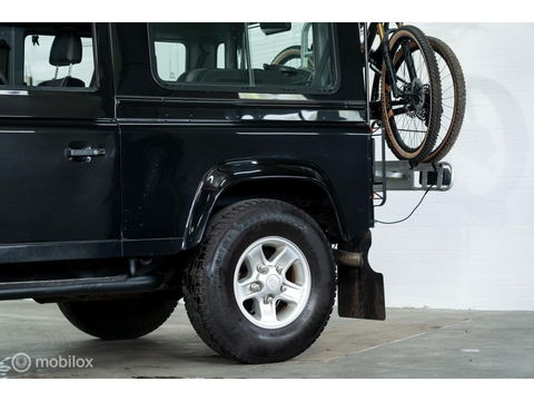 Land Rover Defender 90 SW geel kenteken