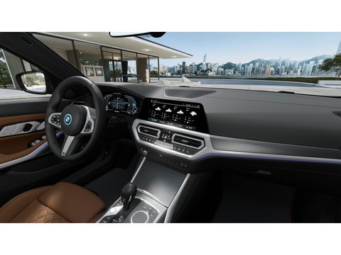 BMW 3-serie 330e 292PK / M-Sport / Individual / Laser / Harman Kardon