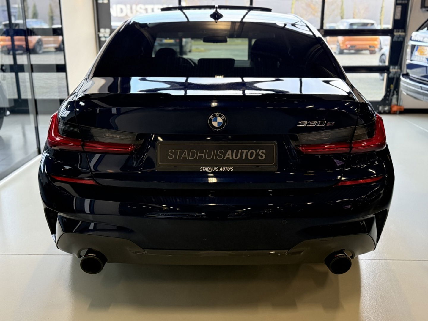 BMW 3-serie 330e 292PK / M-Sport / Individual / Laser / Harman Kardon