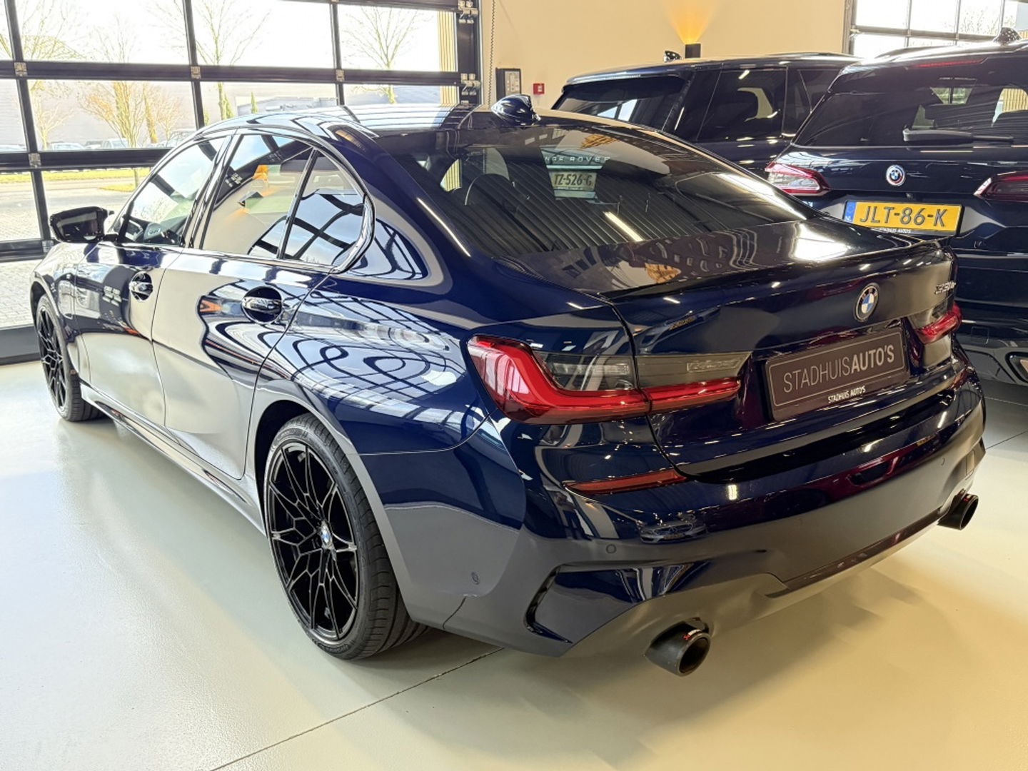 BMW 3-serie 330e 292PK / M-Sport / Individual / Laser / Harman Kardon