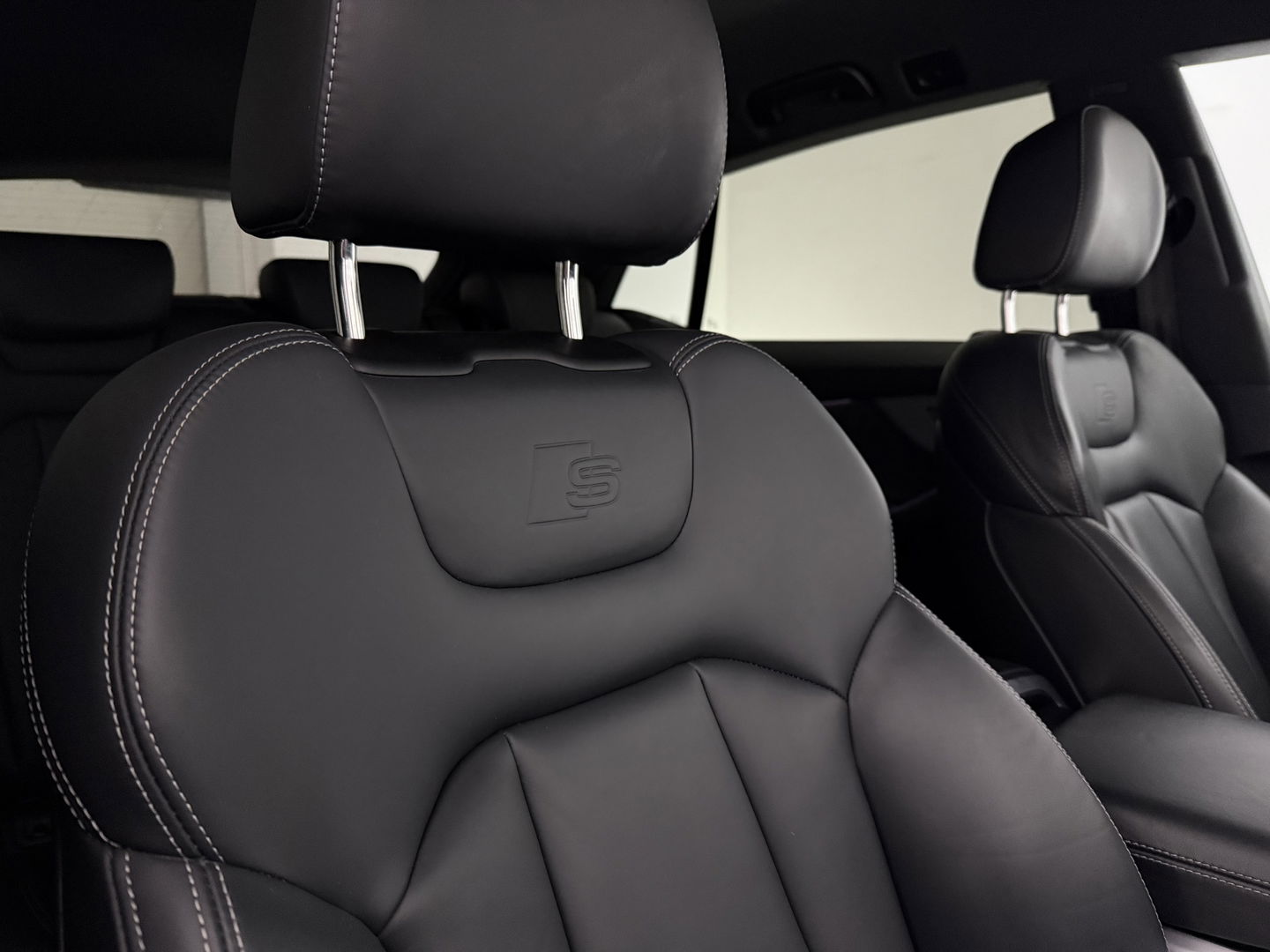 Audi Q8 55 TFSI e Quattro 422PK S-Line | SOH 91% | Virtual | Sfeer | Camera | Stoel/Stuur verw. | Adap. Cruise | Trekh. | Carplay | Keyless | NAP