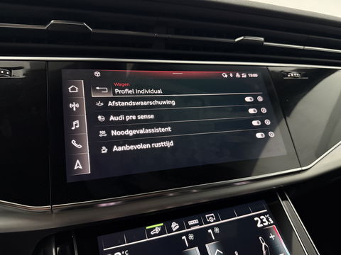 Audi Q8 55 TFSI e Quattro 422PK S-Line | SOH 91% | Virtual | Sfeer | Camera | Stoel/Stuur verw. | Adap. Cruise | Trekh. | Carplay | Keyless | NAP