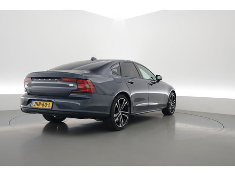 Volvo S90 2.0 T8 AWD Plus Dark | Luchtvering | Pano | Blis | ACC | Elek. stoel+mem. | Stuur- & 4x stoelverw. | H&K | 20" |