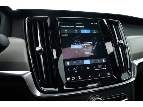 Volvo S90 2.0 T8 AWD Plus Dark | Luchtvering | Pano | Blis | ACC | Elek. stoel+mem. | Stuur- & 4x stoelverw. | H&K | 20" |