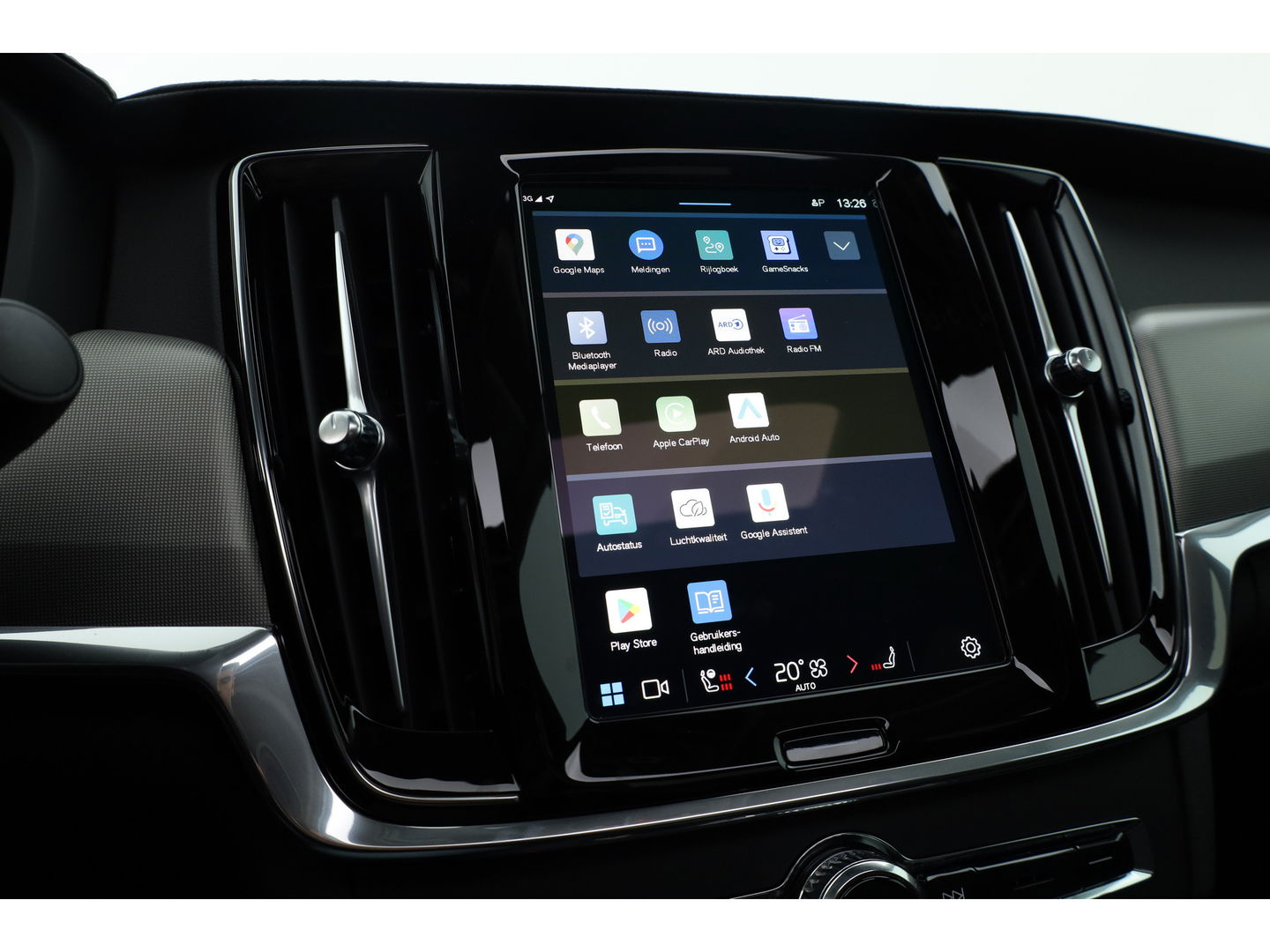 Volvo S90 2.0 T8 AWD Plus Dark | Luchtvering | Pano | Blis | ACC | Elek. stoel+mem. | Stuur- & 4x stoelverw. | H&K | 20" |