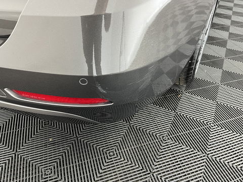 BMW 3 Serie Touring 318d Modern Line High Executive *LEATHER-FABRIC | NAVI-FULLMAP | HEATED-COMFORTSEATS | ECC | PRIVACY-GLASS | TOWBAR | CRUISE | PDC | 17''ALU*