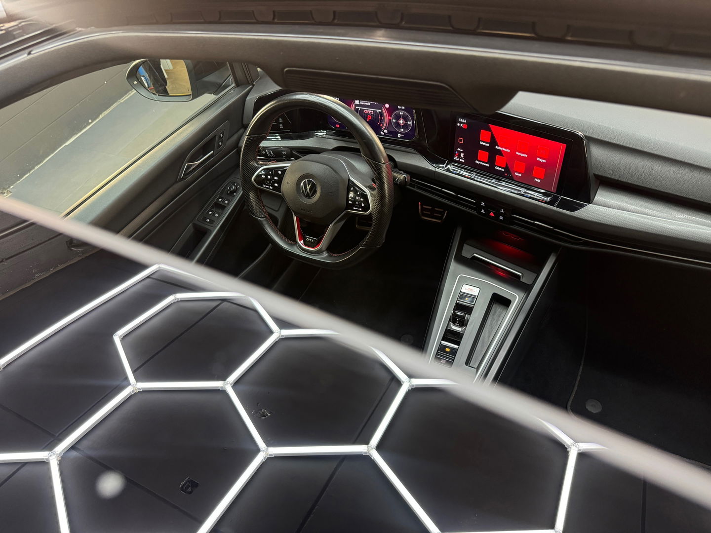 Volkswagen Golf 2.0 TSI GTI Clubsport Pano|HUD|H/K|Mem|Leder