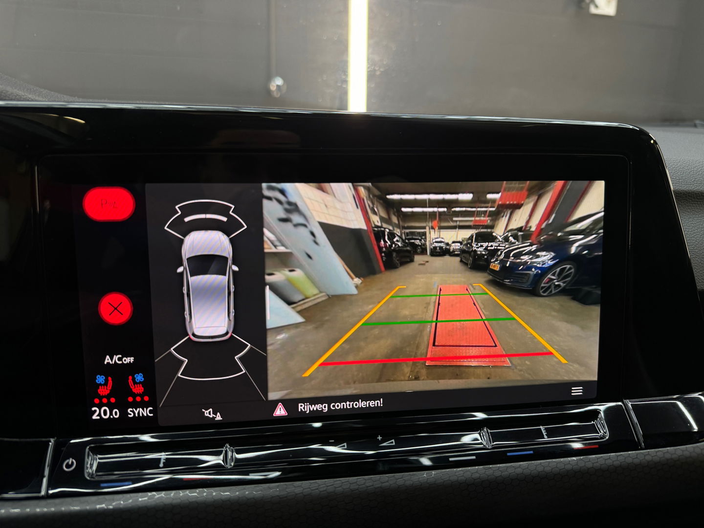 Volkswagen Golf 2.0 TSI GTI Clubsport Pano|HUD|H/K|Mem|Leder