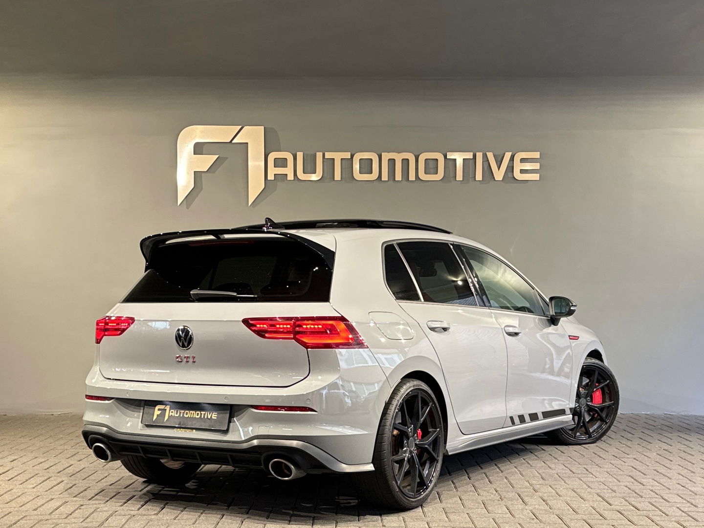 Volkswagen Golf 2.0 TSI GTI Clubsport Pano|HUD|H/K|Mem|Leder