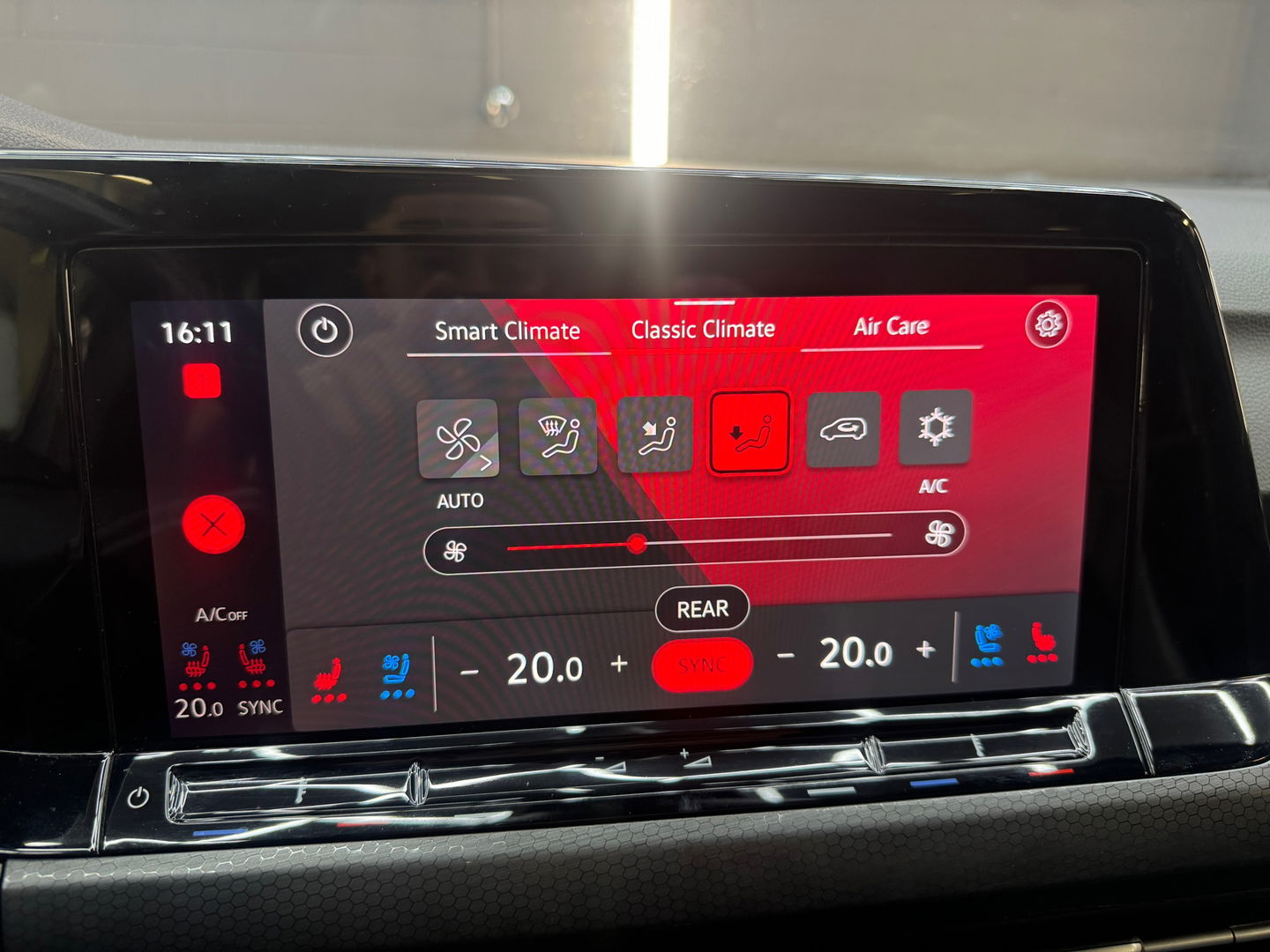 Volkswagen Golf 2.0 TSI GTI Clubsport Pano|HUD|H/K|Mem|Leder