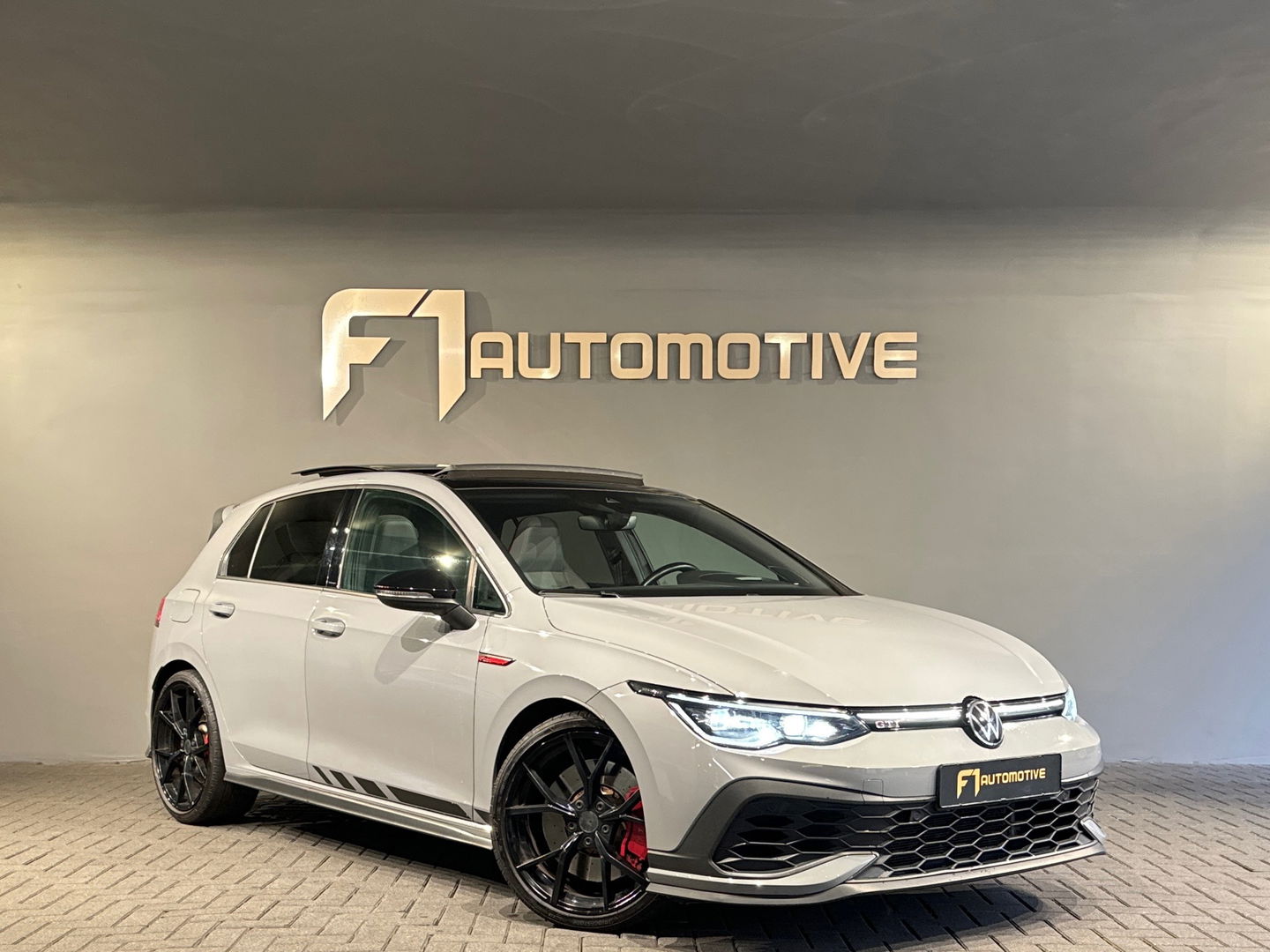 Volkswagen Golf 2.0 TSI GTI Clubsport Pano|HUD|H/K|Mem|Leder