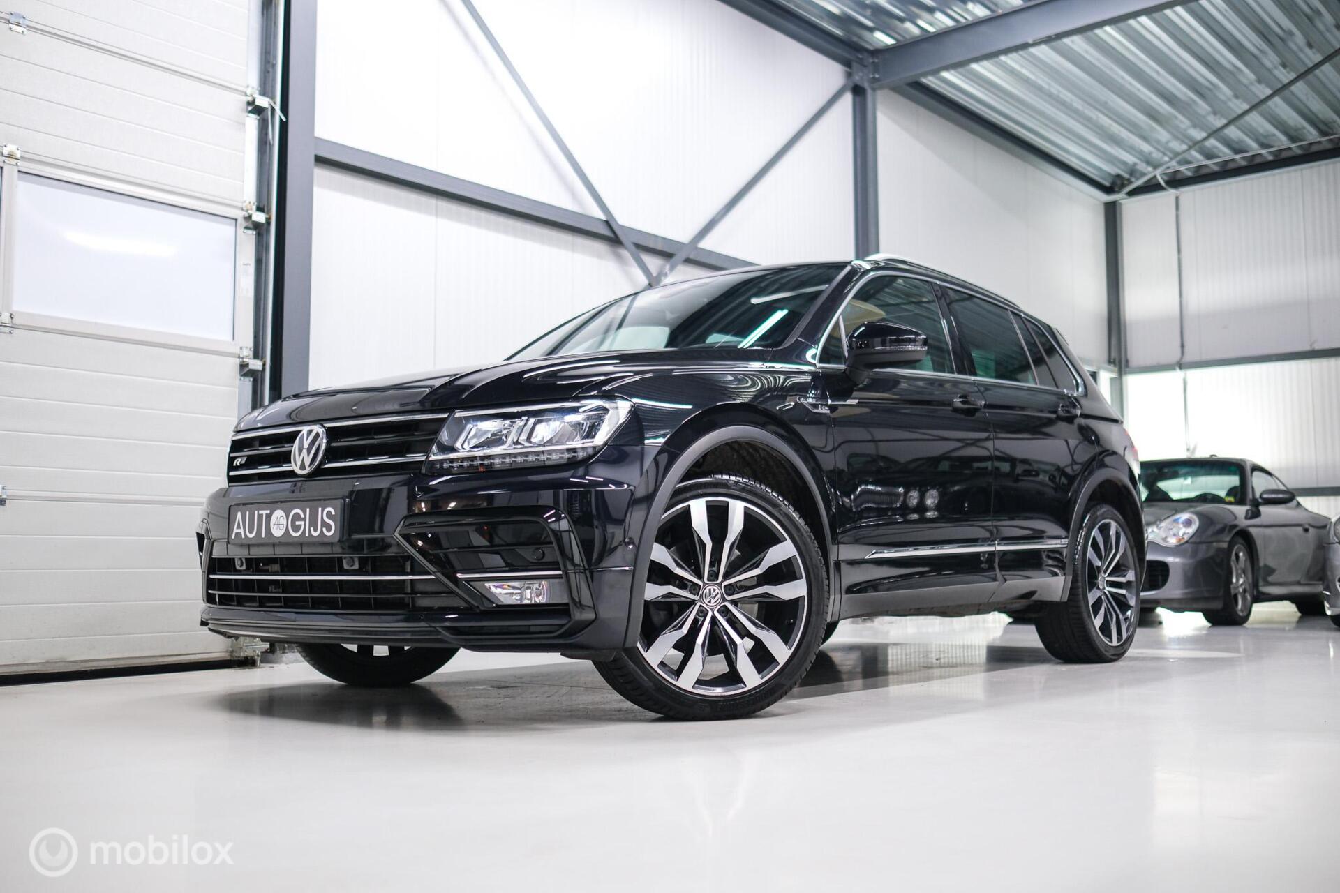 Volkswagen Tiguan 2.0 TSI 4Motion Highline Business R 230 pk | HUD | Panorama | Virtual cockpit | Trekhaak | Camera | Sportstoelen | Stoelverwarmi