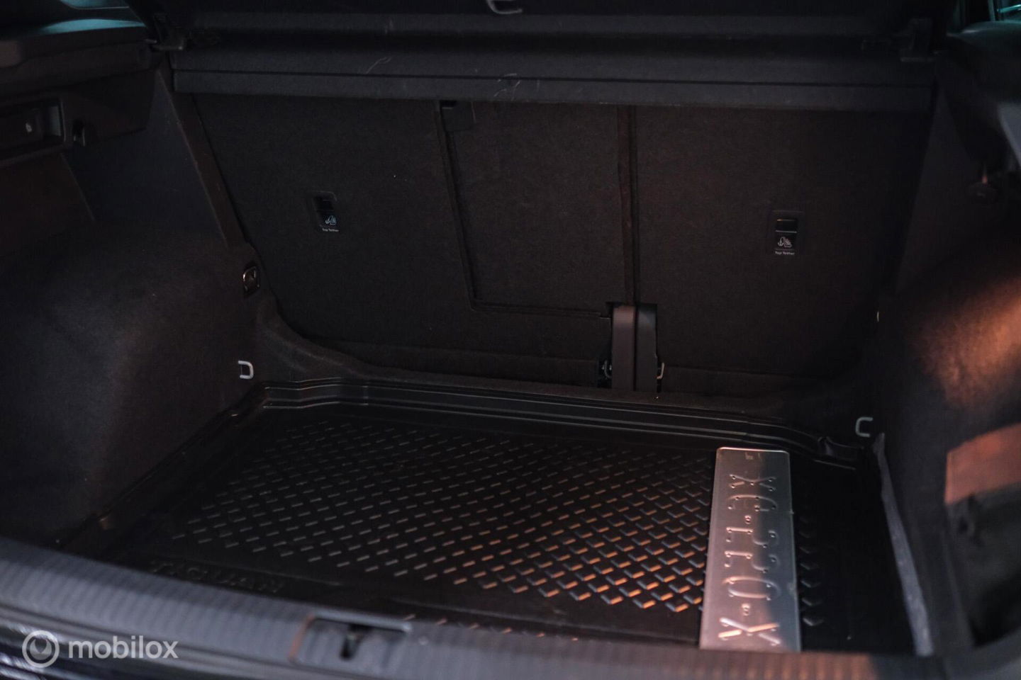 Volkswagen Tiguan 2.0 TSI 4Motion Highline Business R 230 pk | HUD | Panorama | Virtual cockpit | Trekhaak | Camera | Sportstoelen | Stoelverwarmi