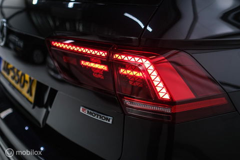 Volkswagen Tiguan 2.0 TSI 4Motion Highline Business R 230 pk | HUD | Panorama | Virtual cockpit | Trekhaak | Camera | Sportstoelen | Stoelverwarmi