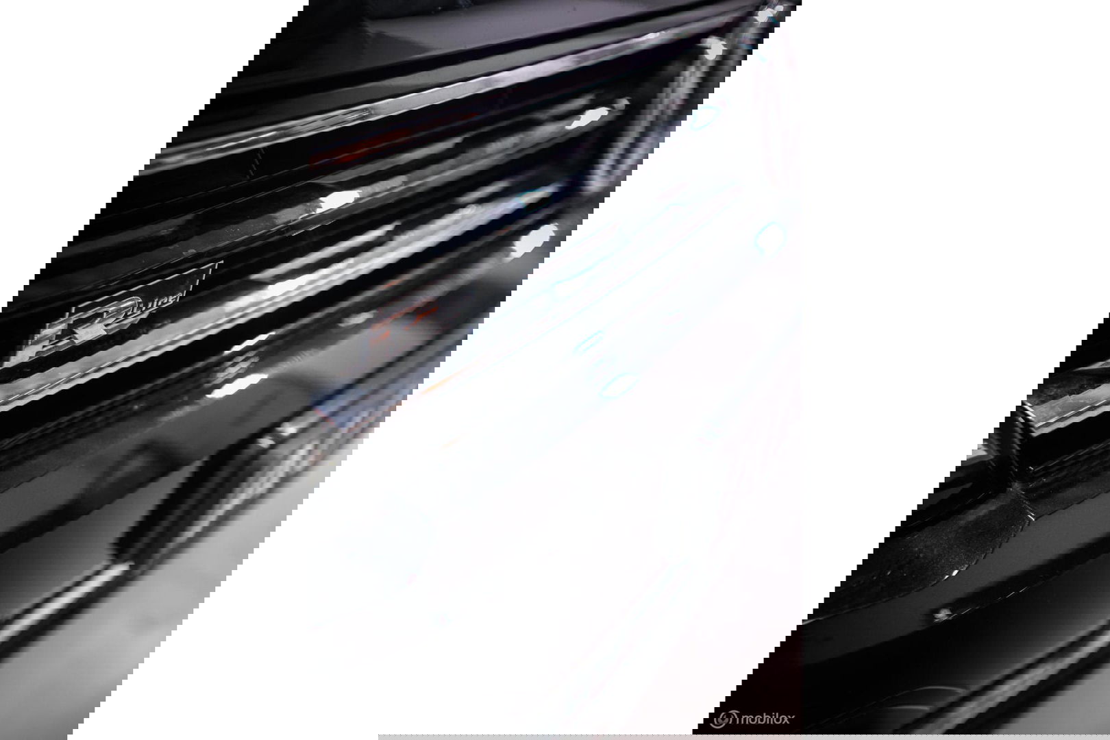 Volkswagen Tiguan 2.0 TSI 4Motion Highline Business R 230 pk | HUD | Panorama | Virtual cockpit | Trekhaak | Camera | Sportstoelen | Stoelverwarmi