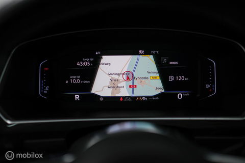 Volkswagen Tiguan 2.0 TSI 4Motion Highline Business R 230 pk | HUD | Panorama | Virtual cockpit | Trekhaak | Camera | Sportstoelen | Stoelverwarmi