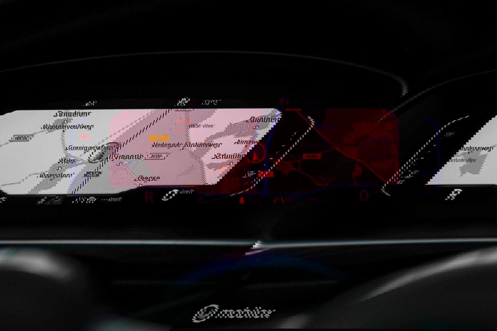 Volkswagen Tiguan 2.0 TSI 4Motion Highline Business R 230 pk | HUD | Panorama | Virtual cockpit | Trekhaak | Camera | Sportstoelen | Stoelverwarmi