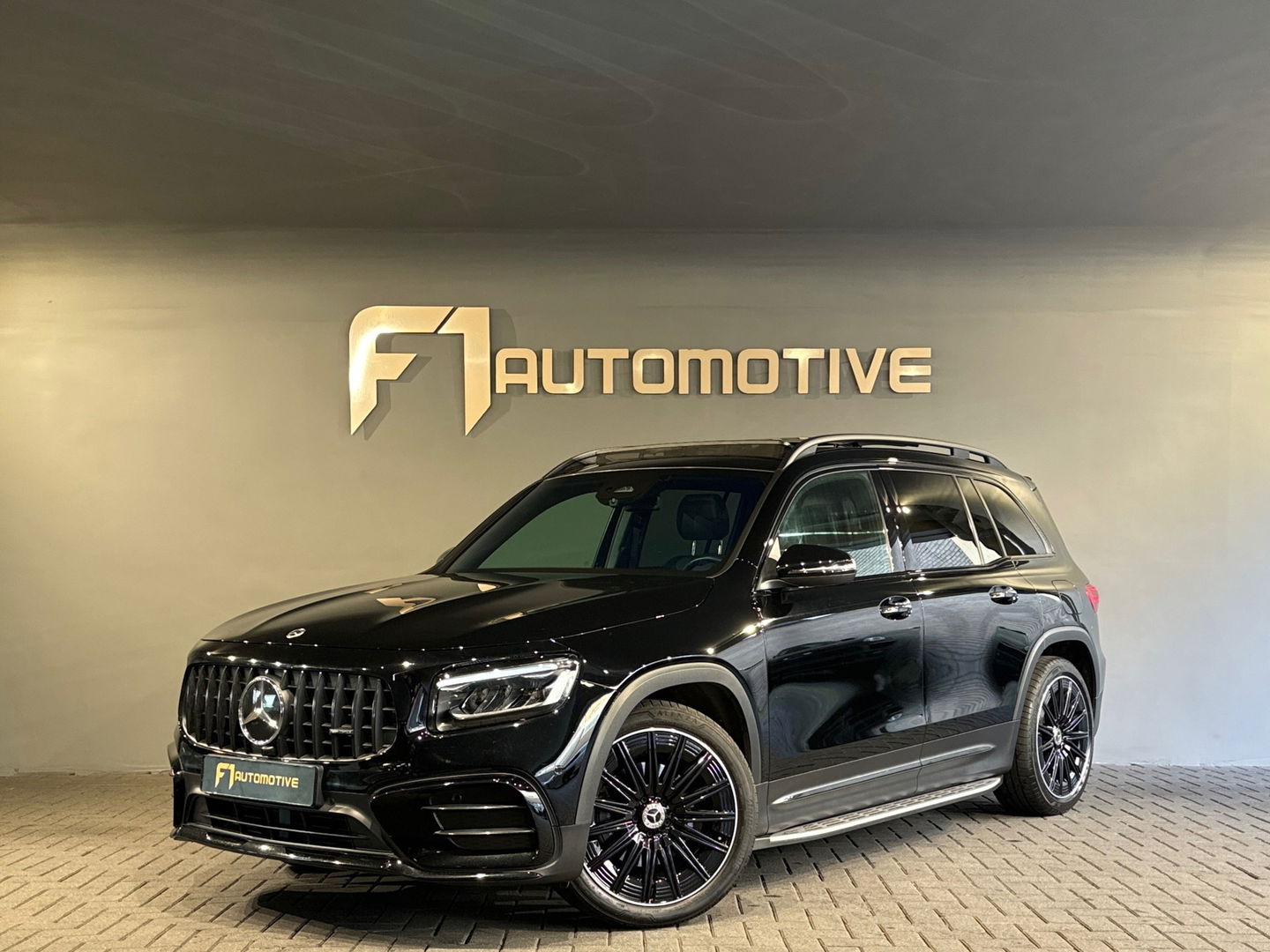 Mercedes-Benz GLB 200 AMG 7p Pano|Sfeer|Trekhaak|Night|GLB35