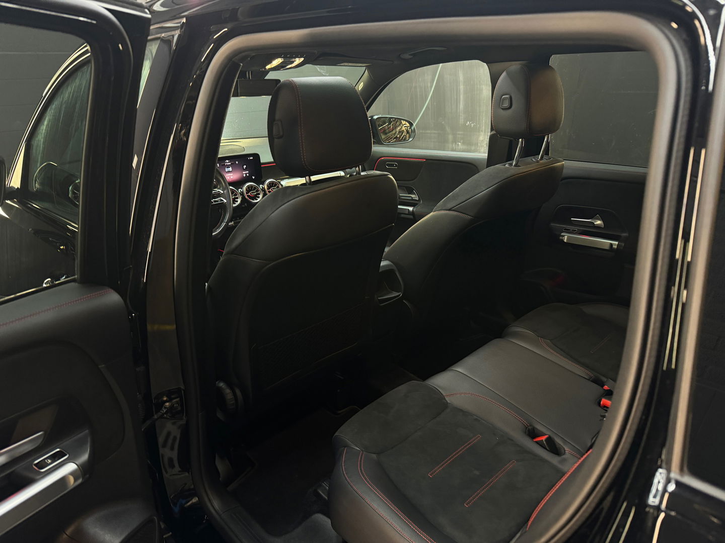 Mercedes-Benz GLB 200 AMG 7p Pano|Sfeer|Trekhaak|Night|GLB35