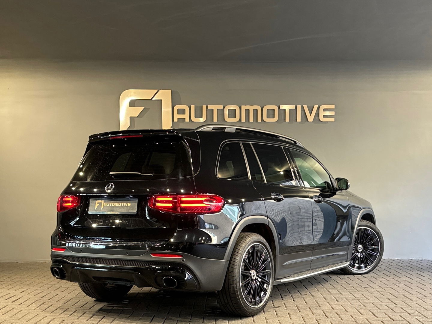 Mercedes-Benz GLB 200 AMG 7p Pano|Sfeer|Trekhaak|Night|GLB35