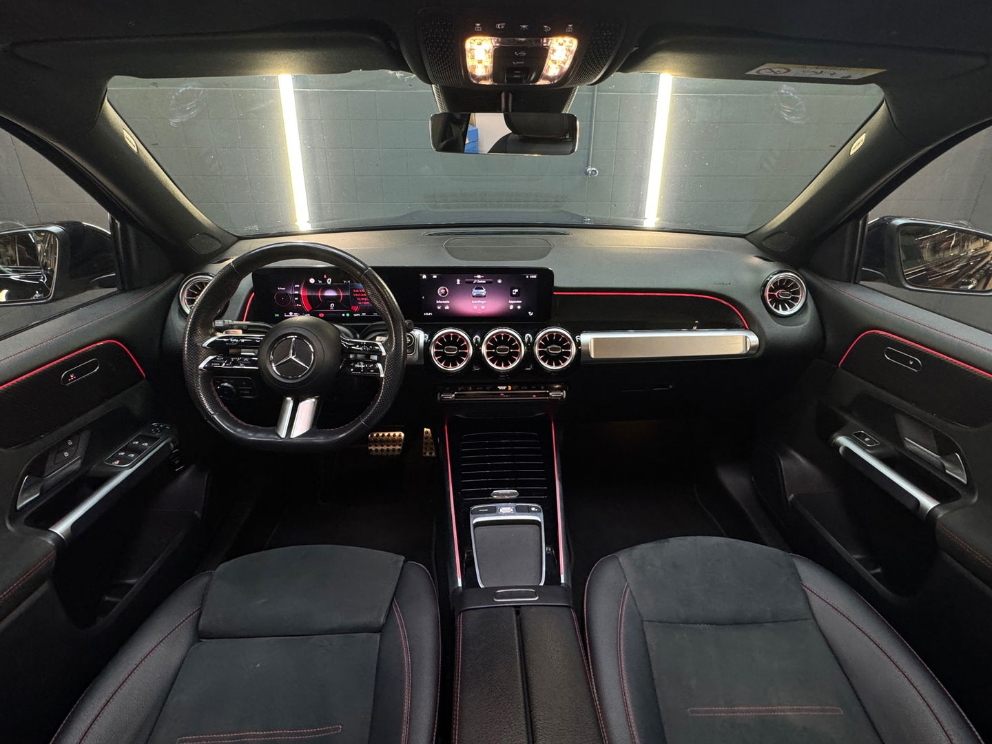 Mercedes-Benz GLB 200 AMG 7p Pano|Sfeer|Trekhaak|Night|GLB35